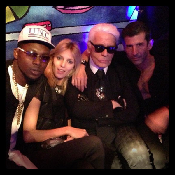 anjarubikblog's tweet photo. #ParisNightOut in great company @TheophilusL @KarlLagerfeld and Andre Saraiva http://t.co/IAWUS8LG