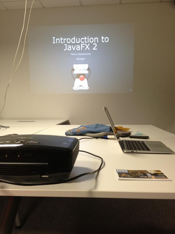 StrasbourgWeb's tweet image. StrasbourgWeb est à la présentation #javafx2 par #ElsassJUG