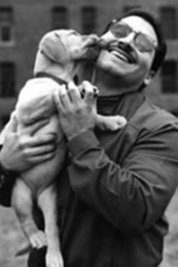The importance of these dogs to both the inmates and wounded veterans is unbelievable. Spread the word. #RT