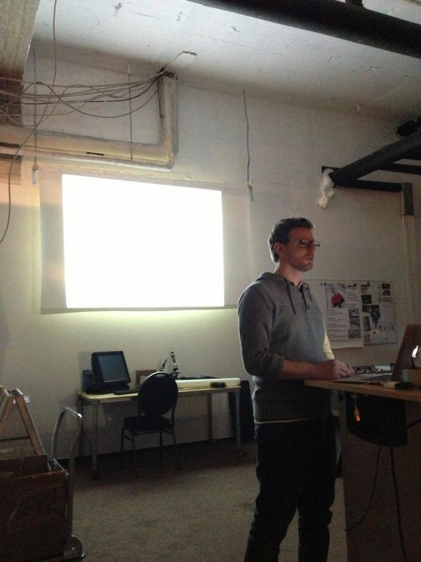 attraktor_org's tweet image. Impression vom Back to Hack - Webdesign Talk: Mirko spricht über @concrete5 =) #backtohack #attraktor #hamburg