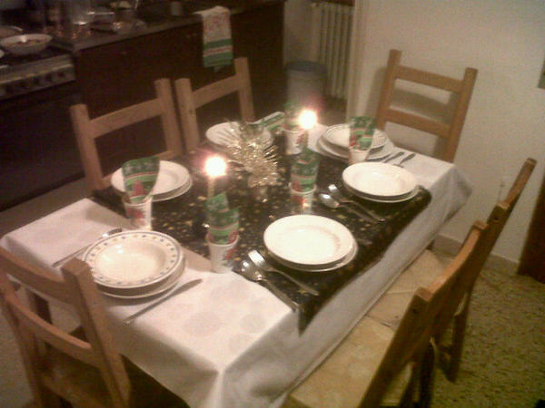 daninuez2's tweet photo. No hay nada más lindo que la familia unida! Navidad en CasaPepi @DiegoAyut @sugus_2 @Sil_via3 @marieeta7 @CiraRois http://t.co/268caGDs