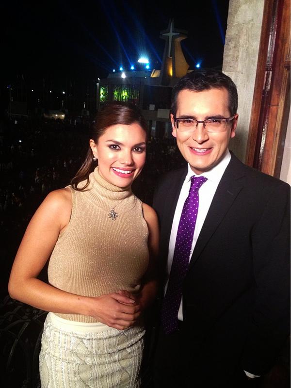 Tabatajalilreal's tweet photo. “@aztecaGuate: “Ya listos @Tabatajalilreal @SERGESEPULVEDA desde Capuchinas! #mañanitas2012 http://t.co/t5mp2yQQ "/x @aztecaGuate”
