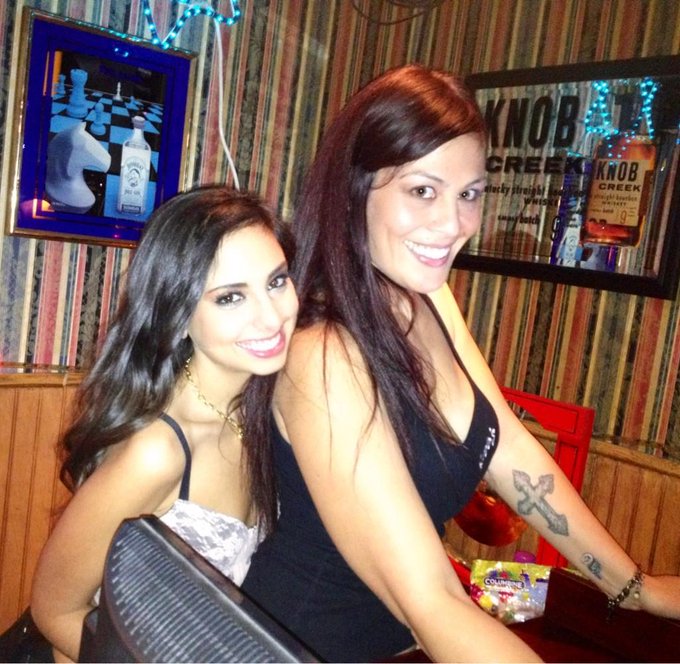 Watch Ana Tuesday's leaked NSFW photo on TwXstars