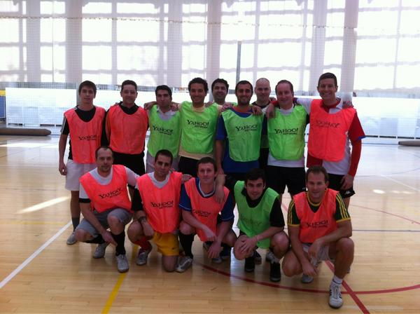 O_Madison's tweet photo. Viendo la liga Yahoo!@arturoAbuylla @RUBO333 http://t.co/A5RQf3QO
