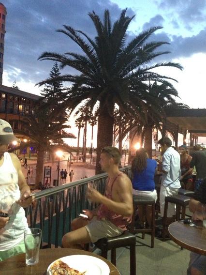 @Dublin_Hotel @robbiegray17 @travisboak10 #sunsetbeers, #howstheview