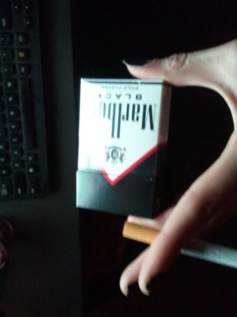 Marlboro blacks? Wtf what is the difference? Tell me! http://t.co/NooqHdzY<a href="/tag/porn"class="tags"><span>#porn</span></a><a href="/tag/learn"class="tags"><span>#learn</span></a><a href="/tag/death"class="tags"><span>#death</span></a><a href="/tag/asphyxia"class="tags"><span>#asphyxia</span></a><a href="/tag/asphyxiation"class="tags"><span>#asphyxiation</span></a>