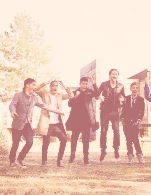 trisha_tw's tweet photo. This will probably be their reaction if they win. #TheWanted || THE WANTED #breakoutartist #PeoplesChoice http://t.co/OWqA3wft