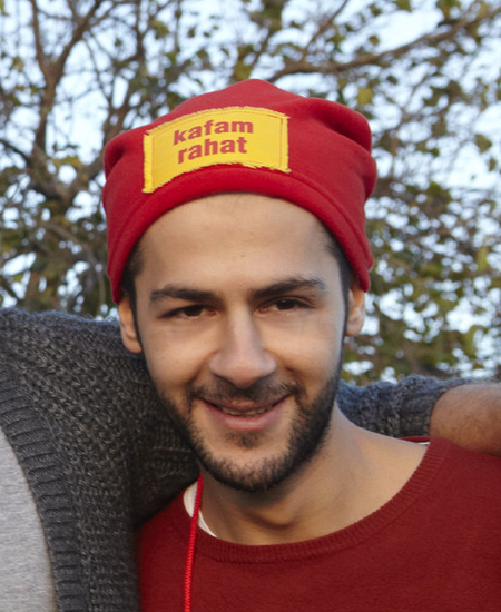 ozzhats's tweet photo. @buseterim beğendiğine çok sevindik :) zincir şapkanı ve galatasaray buff bereni güle güle kullan :)) http://t.co/A33NrKLG