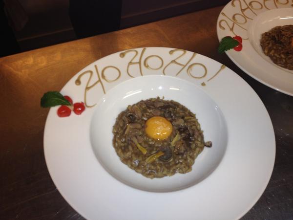 frasersmithAWB's tweet photo. @frasersmithAWB now that's a festive risotto @angels_food #tryputtingthepicinnexttime http://t.co/GS3RRB3S