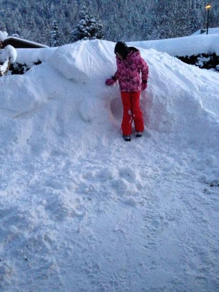 Schneeburg bauen.