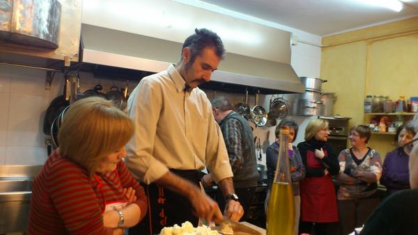 detxalar's tweet image. Al curs de cuina #alteugust . Poseu els productes pallaresos a taula!