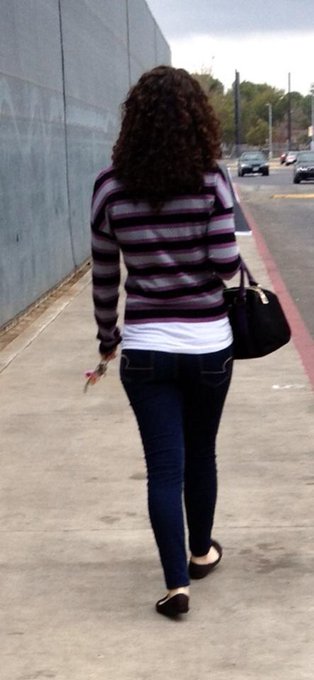 Curly Sue had a great wiggle to her walk. Couldn't help but admire it. http://t.co/scY6WD6<a href="/tag/blondesnthongs"class="tags"><span>#blondesnthongs</span></a>
