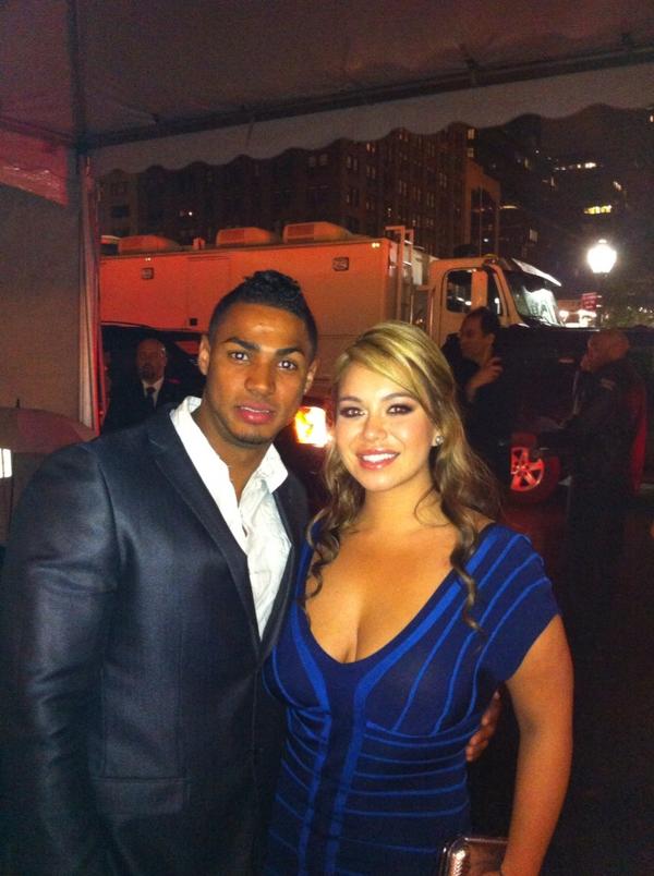 yocaceres's tweet photo. No pierdoo la Esperanza de que la señora Jennyrivera aun sigues viva http://t.co/GLmA7zz8