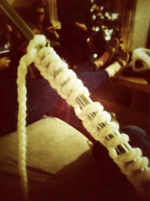 haleywinkle's tweet photo. #knitting #Cuddling #90schickflicks  #girlsnight http://t.co/LlMgNrXd