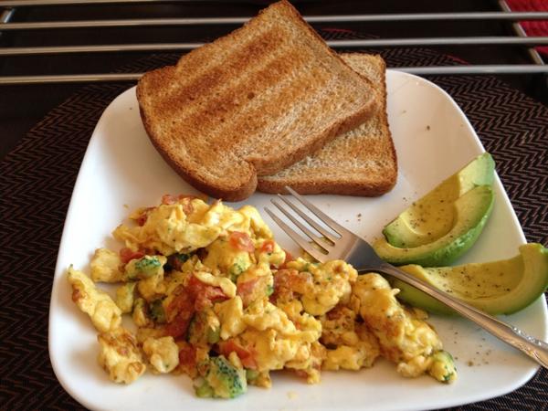 nowabali's tweet photo. What a nice breakfast made by my daughter Nikita http://t.co/LjFc3pnQ