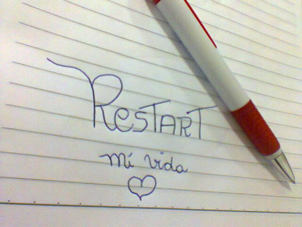 melryhta's tweet photo. restart mí vidaa, te amooo e sempre irei te amar meus anjos @rockrestart http://t.co/mrZt68ZL