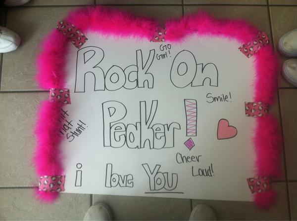 grumpybutt3rcup's tweet image. LETS GO JV💛💚 &amp;amp; a big S/O to my Lil sis @EmmaPeaker 💕💖💞 #rockthatmat #VistaNation