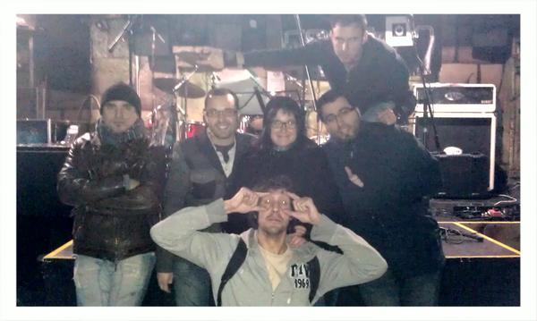 RockOnCovers's tweet photo. Fa fred? http://t.co/Hb4mnDqb