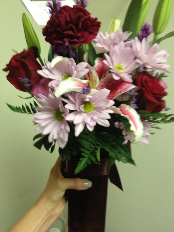 ximenaduque's tweet photo. Gracias reinas @XimenaDuqueLAFc @XimenaDuqueEc @fansduqeu_ecua me encanto!!!! http://t.co/SmjDmP8R