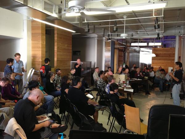 Great turnout for #HONCelerator, the first @dotCelerator, focused on civic apps! Thanks <a href="/TheBoxJelly/">BoxJelly</a> for hosting!