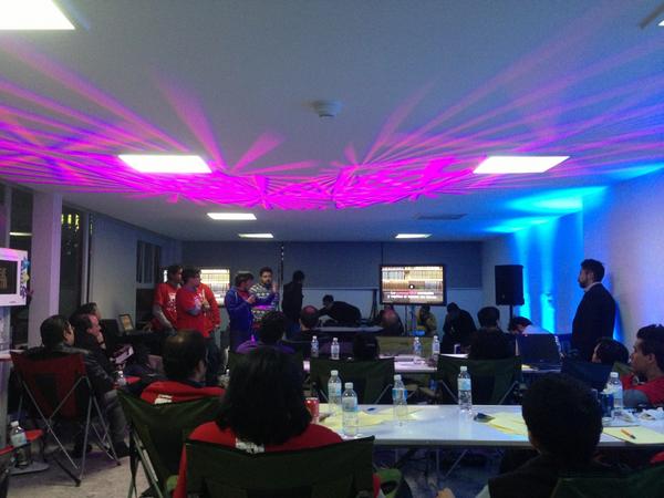 MexicoMediaLab's tweet image. El equipo Marabunta termina su presentación y empiezan las preguntas del jurado #fayerwayermml