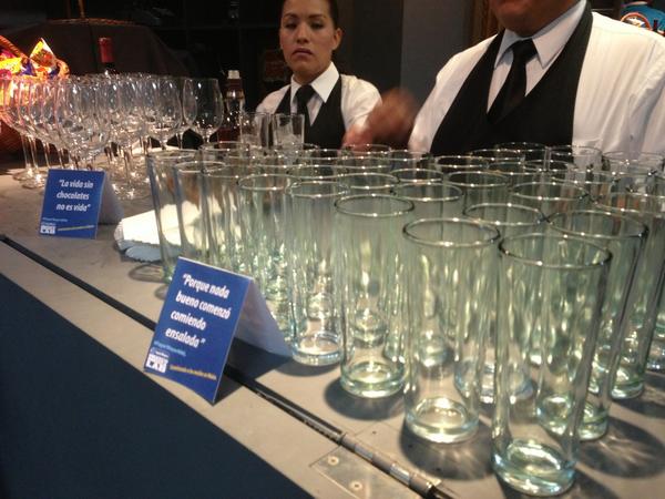 MexicoMediaLab's tweet image. Ya empezo el chupe :) #fayerwayermml