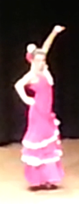 karika_6's tweet photo. Viendo bailar a @aida_vf que bien baila la pequeeee :) http://t.co/LCiVmCu9