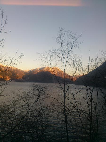 dagnew92's tweet photo. On the train to oslo! Let my travels begin http://t.co/LgnxcCpn