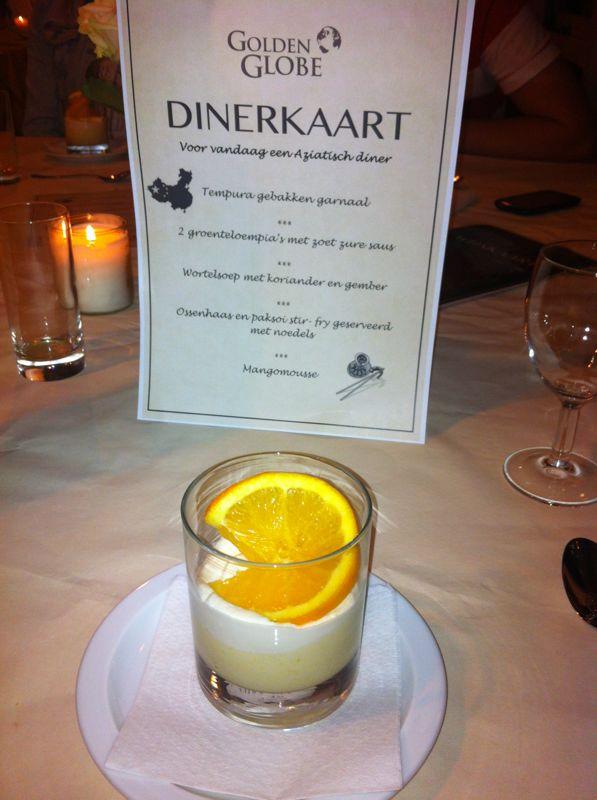 globe_golden's tweet photo. Het dessert van vandaag. Mangomoussee! Hmmmm... http://t.co/csVffFiM