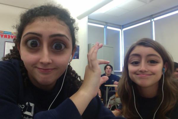 isaresendez1's tweet image. “@paolapadillas: #electiveees #benji #ixela @benjarayado @isaresendez1 http://t.co/2lQRxcWP”aayyy looss amooo