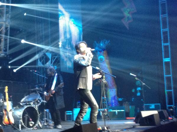 fobiamx's tweet photo. Este sábado 8 Fobia en Primera Llamada en @RitmosonLatino no se lo pierdan!!! http://t.co/yhjXER1r