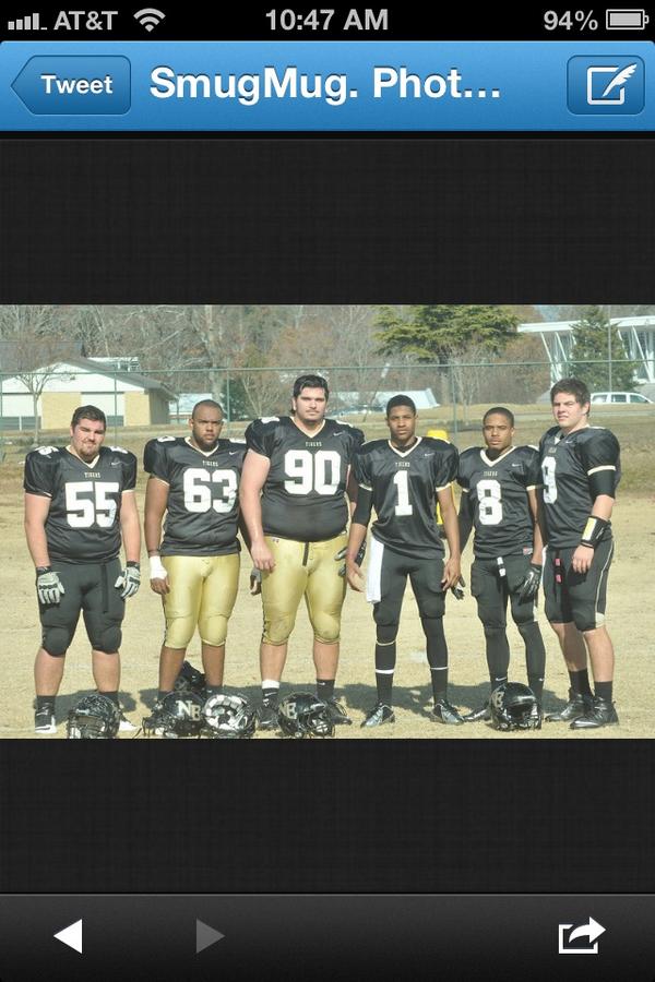 Coach_TruBelue's tweet image. &quot;@NAsnake22: The squad.. http://t.co/CoGe7OLRc5&quot; I see ya lil bruh tried to rep that #8 #NEtigers