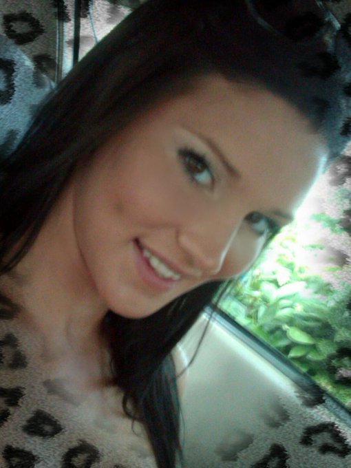 Love life to fullest &amp; have lots of fun while ur young! http://t.co/OnWa1MjT<a href="/tag/humpday"class="tags"><span>#humpday</span></a>