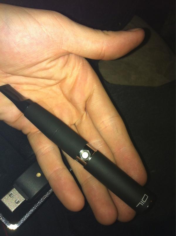 Cheapgoodglass's tweet image. That's the mini 710 vape pen good for on the go situations. Only about 6 inches tall and built to last forever