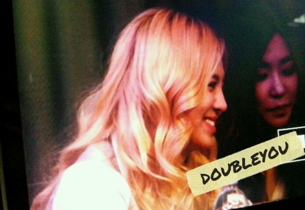 doubleyou0922's tweet photo. 121204 CASIO hyoyeon preview^^ http://t.co/nsUATLRD