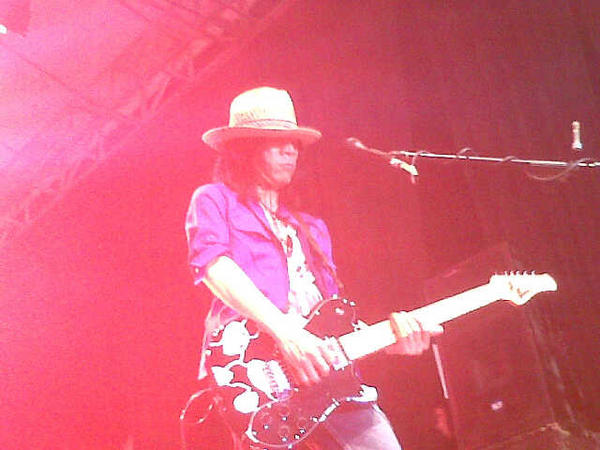 slankdotcom's tweet photo. Jangan seperti para Koruptor yg cuma bisa nyengsarain.. #DIS_Religi (pic by Dayat Berry) #fb http://t.co/QAr1PHtu