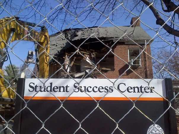 UT Student Success Center Image via @BrettHamBurger