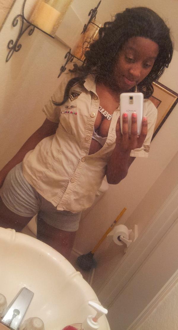 Freaky_Chick_18's tweet image. Sexy af