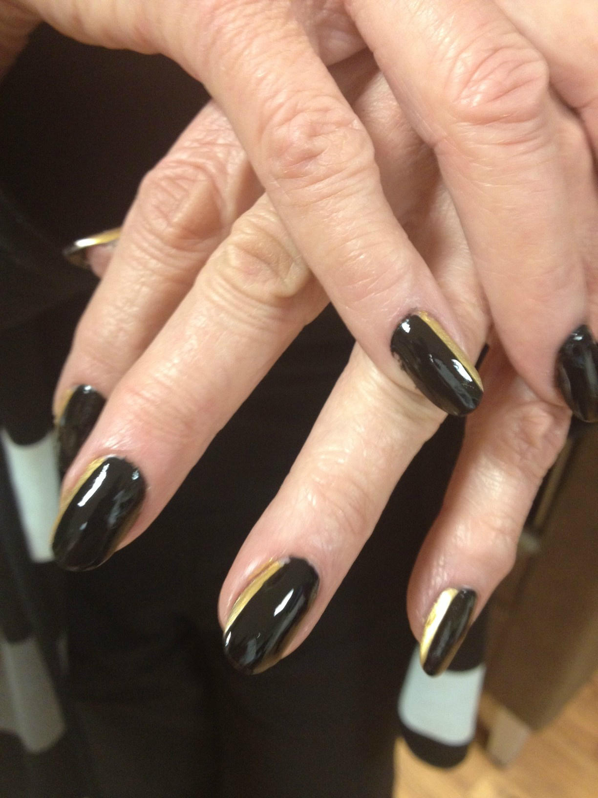 Joan Rivers on Twitter "Nails are done and I'm back on air QVC at 6pm