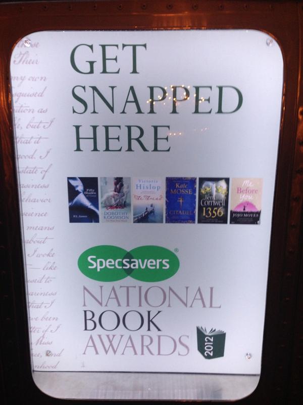 fiftyshadesUK's tweet photo. Fun times @natbookawards #SNBA12 
@E_L_James xxx http://t.co/DxctA11B