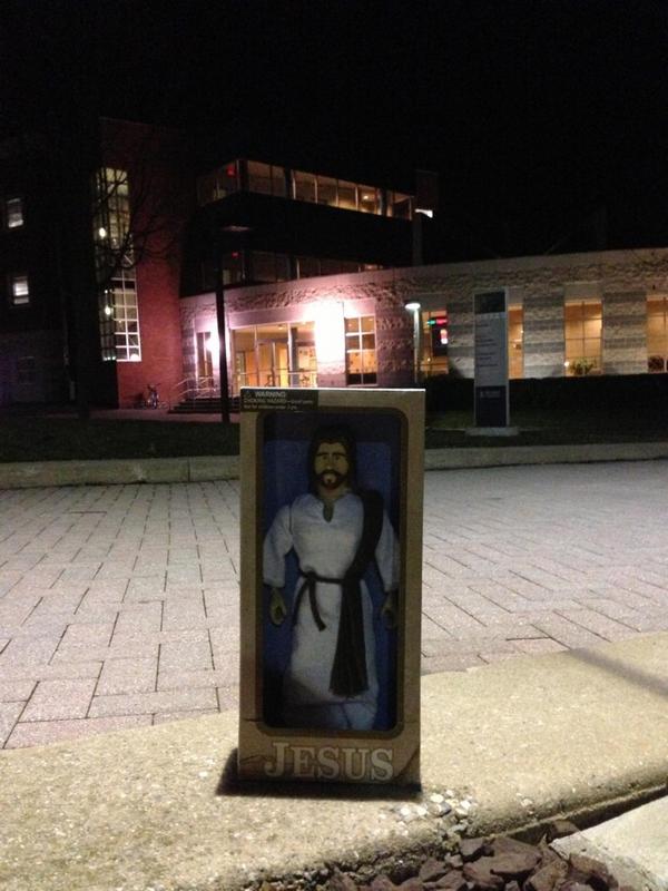 RobWheats's tweet photo. @stevernase G.I.Jesus is at the scene! http://t.co/bAPLYEnk