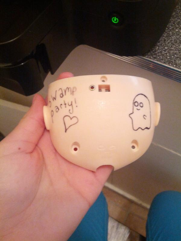 OrlyEstrin's tweet photo. @grav3yardgirl  work in progress backplate for your doll. <3 Close ups to come. http://t.co/wF4mQjSR