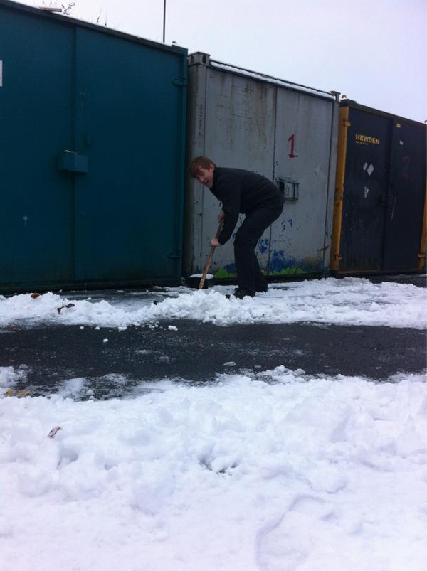 Stanbassador doing his bit clearing his container! #snow #fb