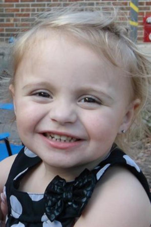 karahdanielle's tweet photo. Happy 3rd birthday to my girl!
#oneproudmommy http://t.co/zeZeouMD