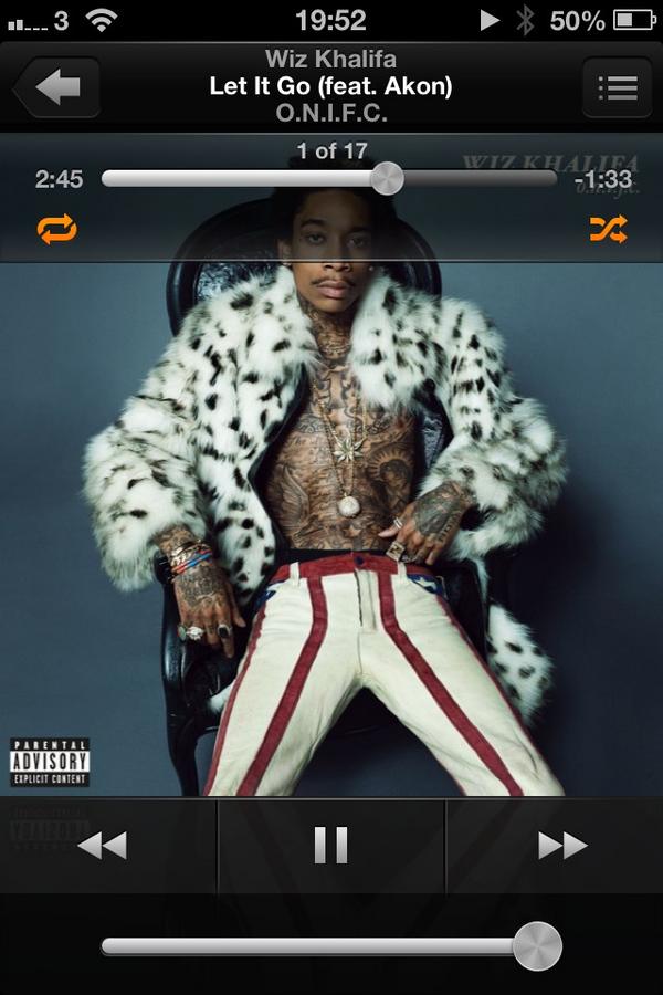 ZakkMiller's tweet photo. @RealWizKhalifa #ONIFC #bestalbumof2012 http://t.co/lip43kf9