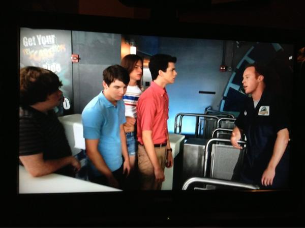 MrDanAllen's tweet photo. I've been on the roller coaster that's currently on #InbetweenersUSA.. The Incredible Hulk, Universal Studios Florida! http://t.co/tbA0HC8l