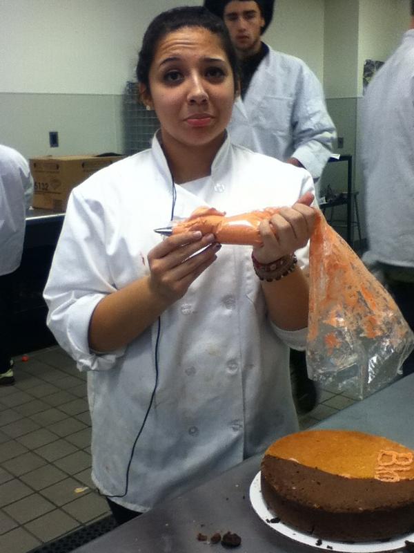 paytonfarley16's tweet image. AWE JEN 😂❤ @Jennephurrr #culinaryproblems