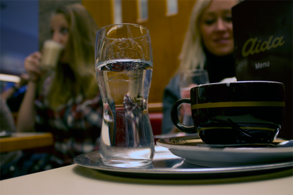 Our Dutchie <a href="/moinrotterdam/">satsuhara_sh</a> and Polish community manager @kasiapril started their day with an Aida coffee. Hello Vienna!