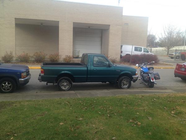 kami_rebekah's tweet image. Looks like I won&apos;t be leaving today #UEProblems #SafetyandSecurity