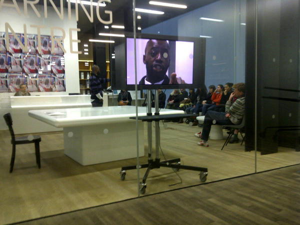 Harold Offeh's Live Art Salon #insiteofconversation bit.ly/XuwGSX back again tomorrow 13.00-14.00